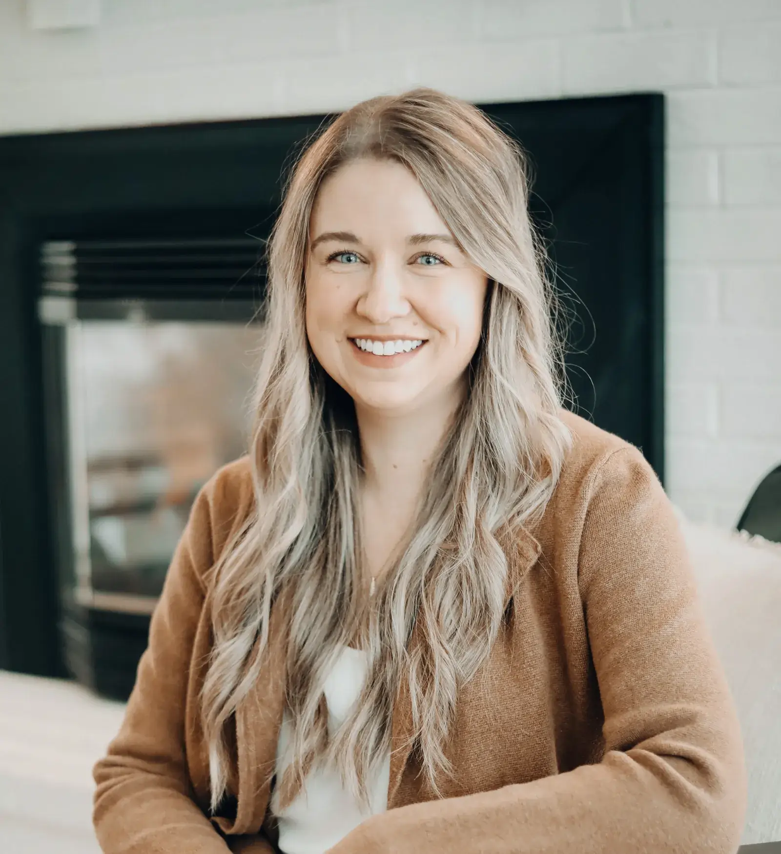 Nicole Mueller – Maine real estate agent